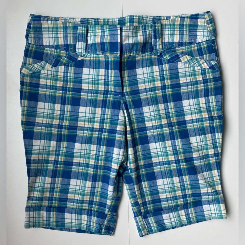 Tracy Evans Women’s Bermuda Shorts